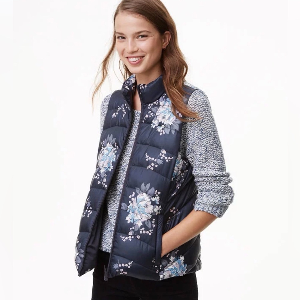 LOFT | women’s small black Floral Puffer Vest